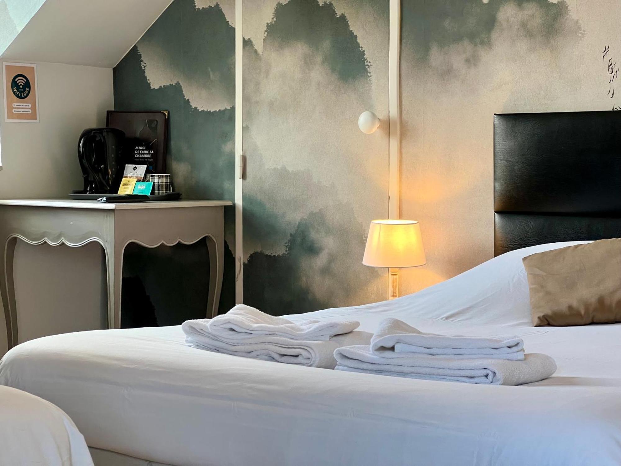 Le Cheval Blanc Hotel Jargeau Buitenkant foto